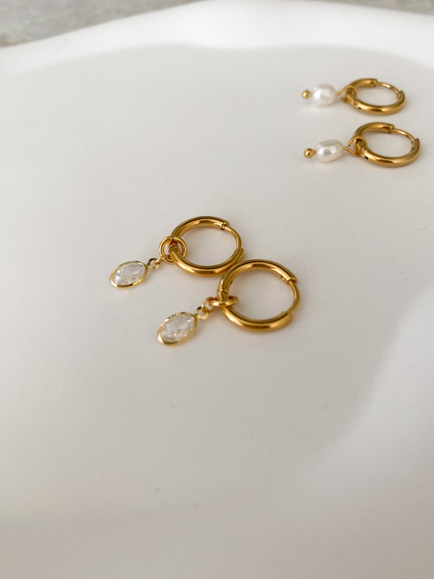 Classy STELLA Ohrringe mit Zirkonia